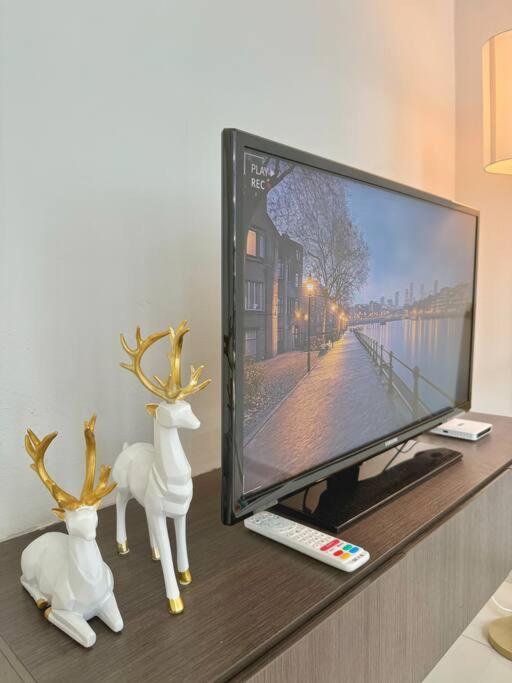 I-city 8pax 2rooms Duplex Parking Wi-fi *